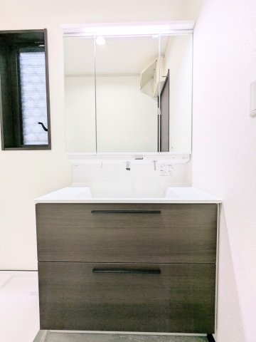 葛飾区水元２丁目の戸建の独立洗面台|～洗面化粧室写真～