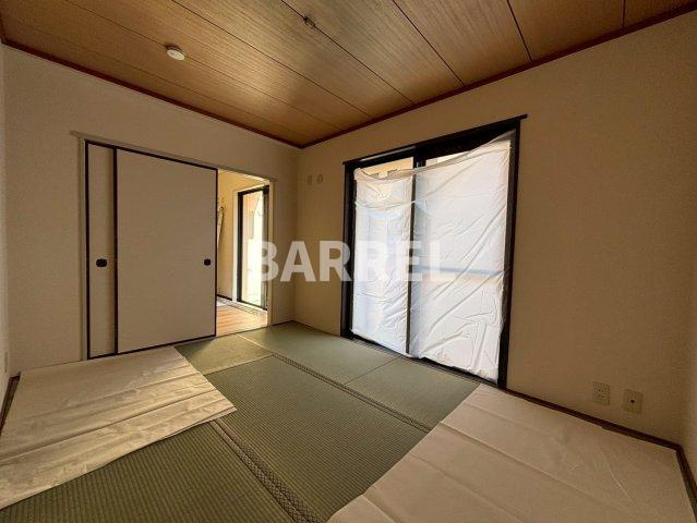 ラポール新伊丹の和室