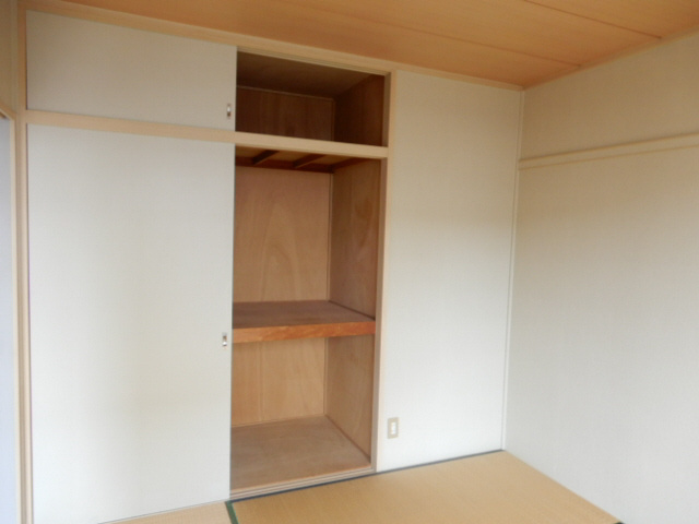 カサベルデ中澤Aの収納