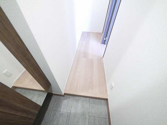 Maison de Pino（メゾン ド ピノ）の玄関
