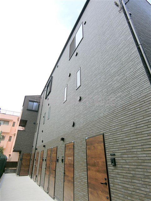 クレストラン蒲田の外観