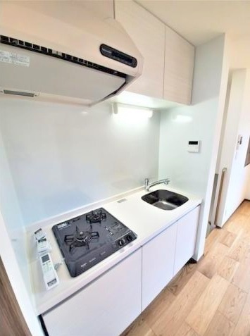 クレストラン蒲田のキッチン|2口ガスシステムキッチン　