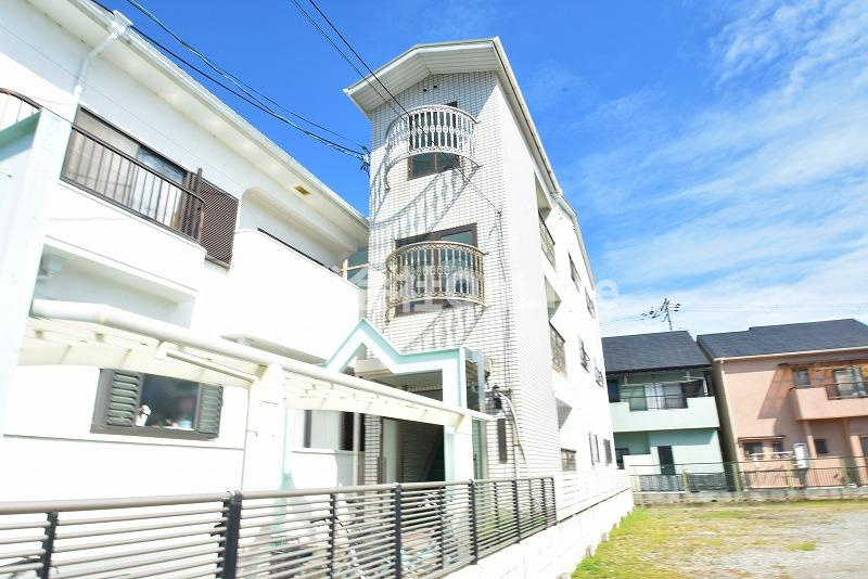 八尾木グリーンハイツの外観