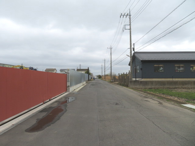 越谷市谷中町４丁目の倉庫