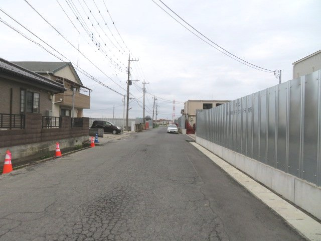 越谷市谷中町４丁目の倉庫