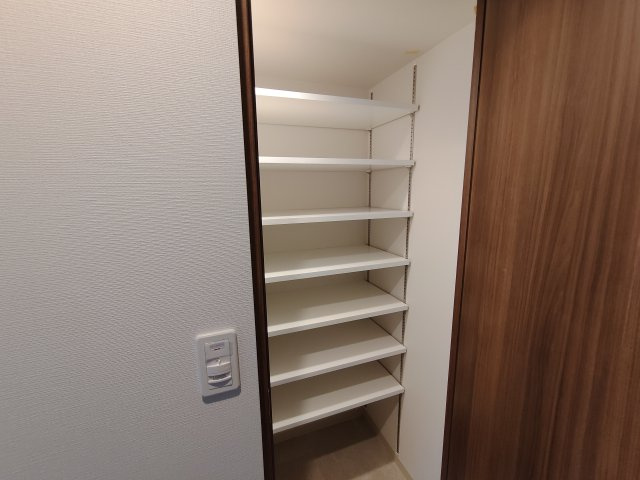 VIVRE高槻の収納