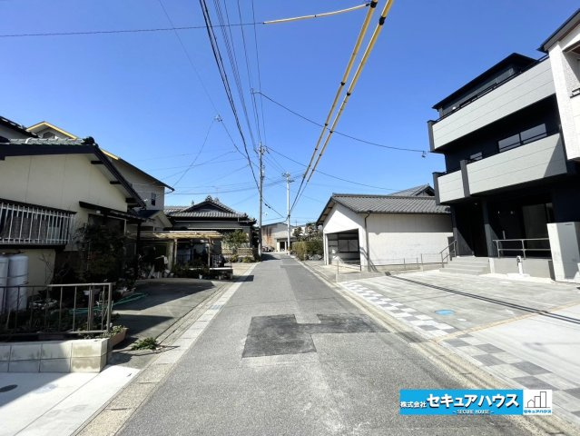 【本日ご案内可能】安城市安城町名広　全2棟の前面道路含む現地写真|事前予約にて現地ご見学いただけます！お気軽にお問い合わせください♪
■株式会社　セキュアハウス■
住宅ローンに強く、知識、経験豊富なスタッフ在籍
お客様に寄り添い、ご成約後もサポート致します。　　　　