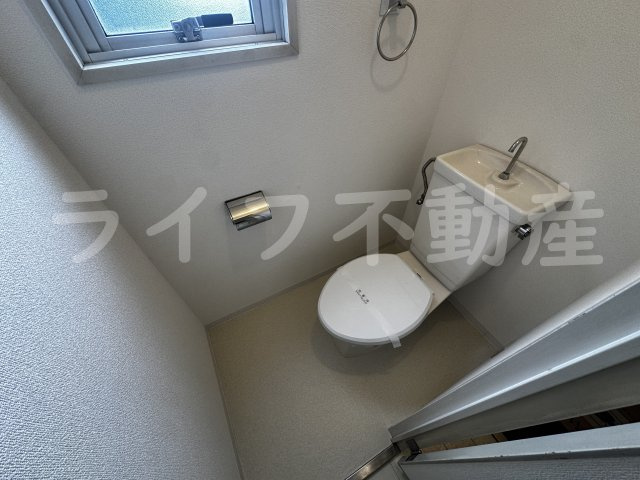 シロハイヌ吉田のトイレ|清潔感のあるトイレです