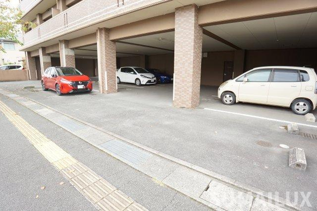 ダイコー光の森の駐車場