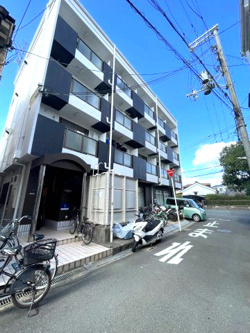 レナジア大和田の外観