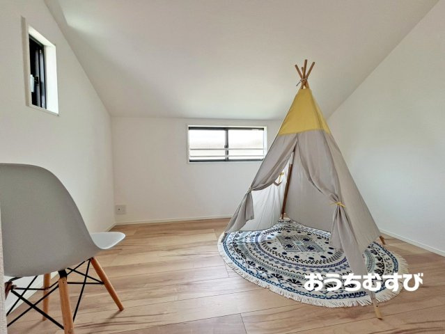 名東区猪子石11317①の洋室