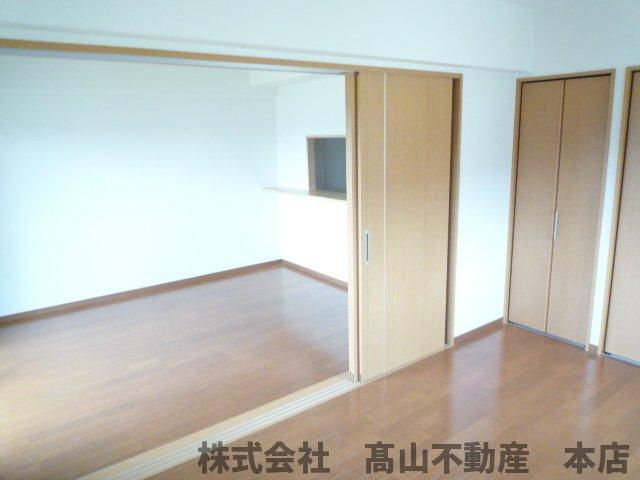 宗像市稲元１丁目の賃貸マンションの洋室