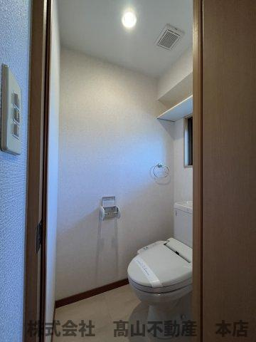 宗像市稲元１丁目の賃貸マンションのトイレ