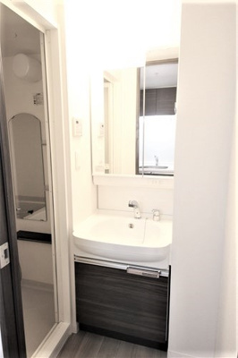 【洗面所】 | グランカリテ新大阪WEST