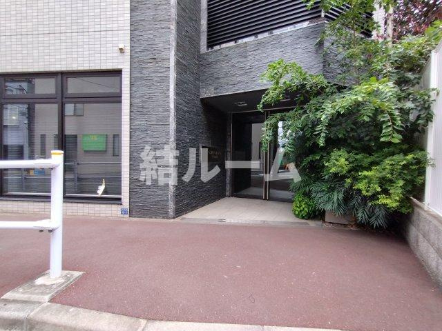 板橋区中板橋の賃貸マンションのエントランス