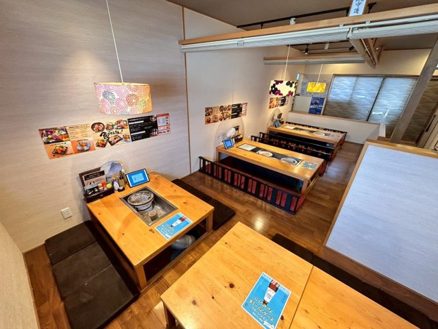 西尾市道光寺町堰板　貸店舗の内装