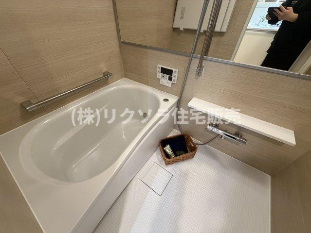 労住まきのハイツ1号棟の浴室|浴室乾燥機付き
■物件内覧・資金計画相談・住宅ローン相談、リフォーム相談、お問合せ受付中■
※当日・翌日のご内覧、ご相談はお電話でのお問合せがスムーズです！