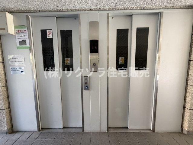 労住まきのハイツ1号棟のその他共用部分|エレベーター2基　防犯カメラ有
■物件内覧・資金計画相談・住宅ローン相談、リフォーム相談、お問合せ受付中■
※当日・翌日のご内覧、ご相談はお電話でのお問合せがスムーズです！