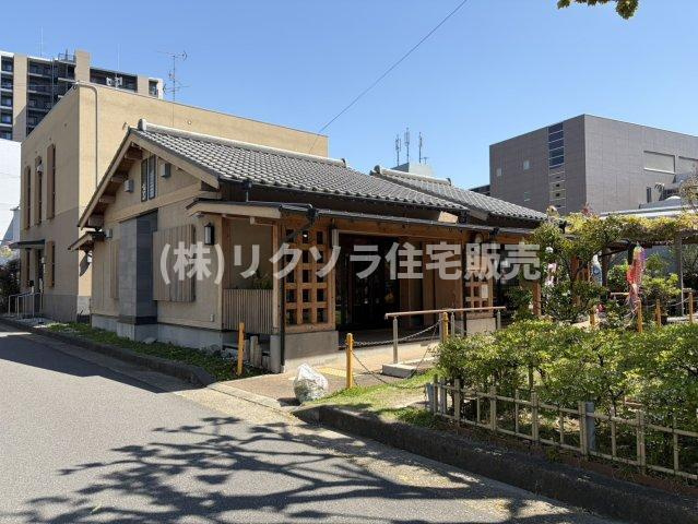 労住まきのハイツ1号棟の現況写真|つどいの広場・敷地内公園
■物件内覧・資金計画相談・住宅ローン相談、リフォーム相談、お問合せ受付中■
※当日・翌日のご内覧、ご相談はお電話でのお問合せがスムーズです！