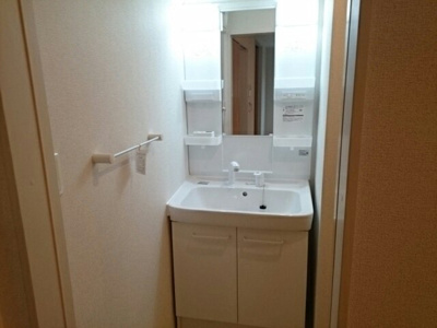 【洗面所】 | エトワールアソカＡ | ゆったりとスペースのある洗面所