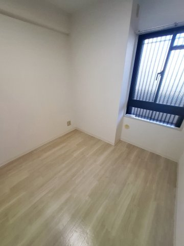 レフィナードの内装