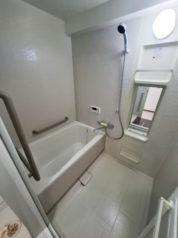 レフィナードの浴室