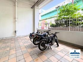 ペット可！3階・南向・4LDK！三井東別院ハイツのその他共用部分|バイク置き場のようす