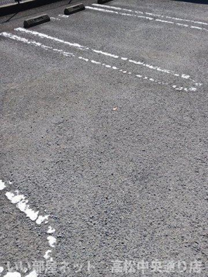 【駐車場】 | パレス　ニュールミネ　Ｃ