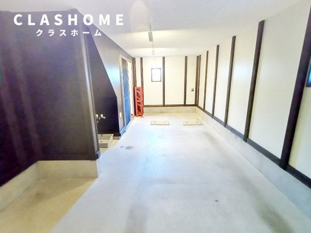 アイビー神明の駐車場