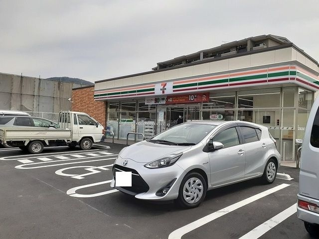カルディナの周辺