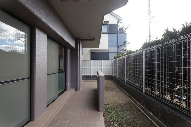 メロディーハイム牧野公園弐番館の庭|専用庭
■物件内覧・資金計画相談・住宅ローン相談、リフォーム相談、お問合せ受付中■
※当日・翌日のご内覧、ご相談はお電話でのお問合せがスムーズです！