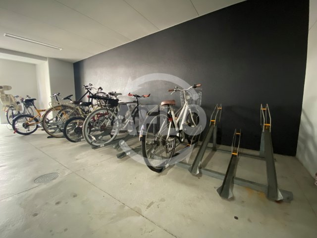 スワンズシティ心斎橋アネーロの設備|スワンズシティ心斎橋アネーロ　駐輪場