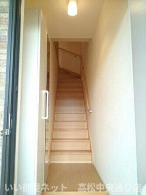 【玄関】 | ミルト久米Ａ