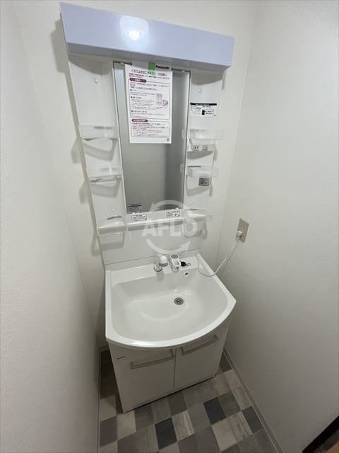 グローリーハイツ東成の洗面所|グローリーハイツ東成　独立洗面台