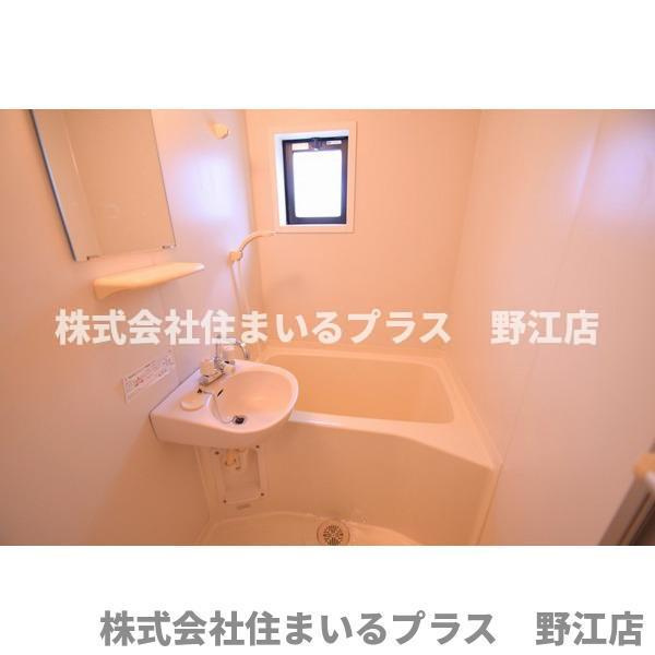 オビラ鶴見の浴室