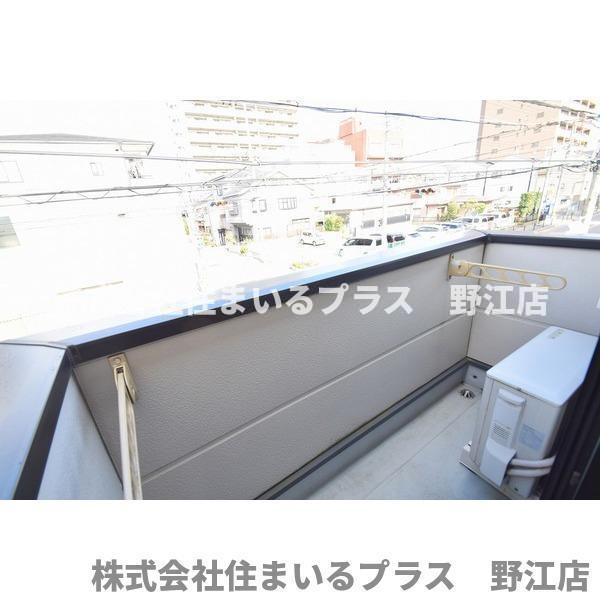 オビラ鶴見のバルコニー