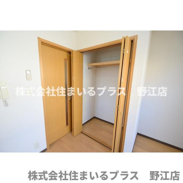 オビラ鶴見の収納