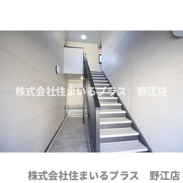 オビラ鶴見のエントランス