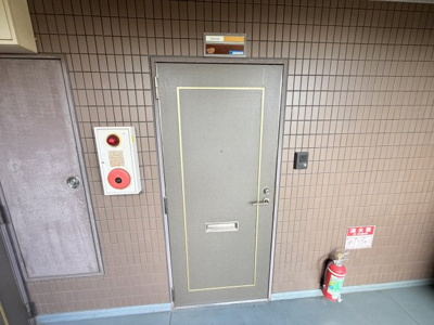【玄関】 | ハイツハピネス
