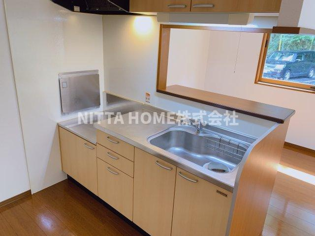 フリートコートのキッチン|１６．５帖の広々リビング★室内写真は同じ間取り隣のお部屋のものになります＊