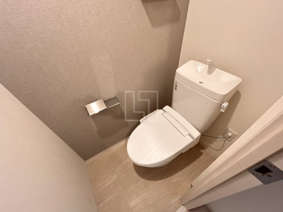 【トイレ】 | シーズンフラッツ梅田NORTH | シーズンフラッツ梅田NORTH　温水洗浄便座