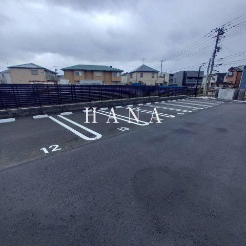 ラ・ペッシュの駐車場