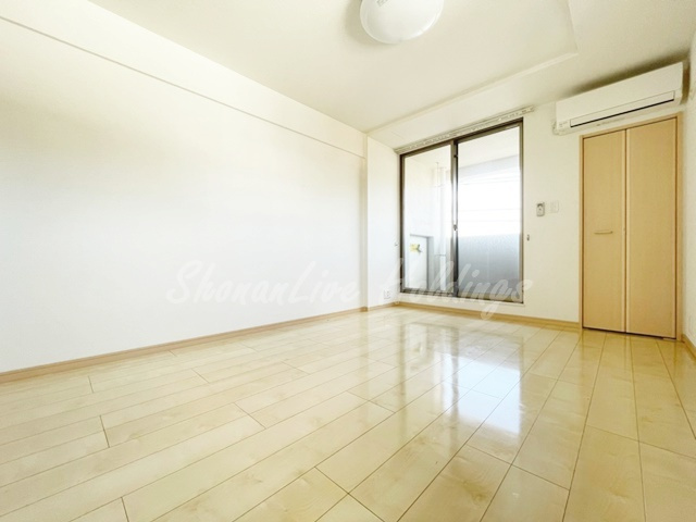 セイバリー湘南の居間・リビング