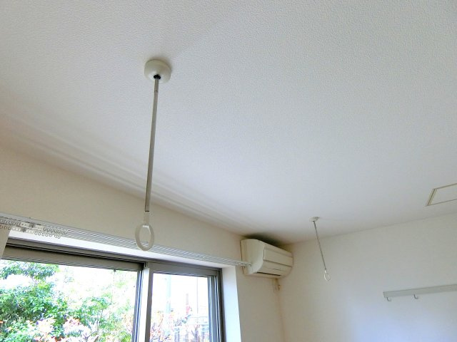 ヘーベルメゾン荻窪ガーデンの設備|★雨でも安心の室内物干フック付き★