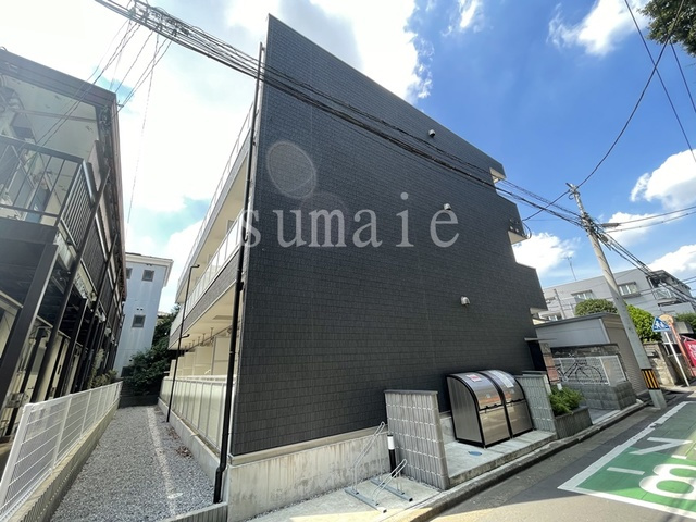 リブリ・さいたま新都心の外観|ツートンカラーの外観です♪