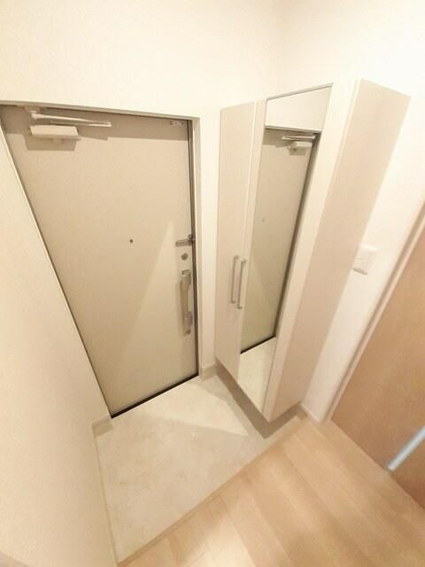 アンソレイエ町屋の玄関