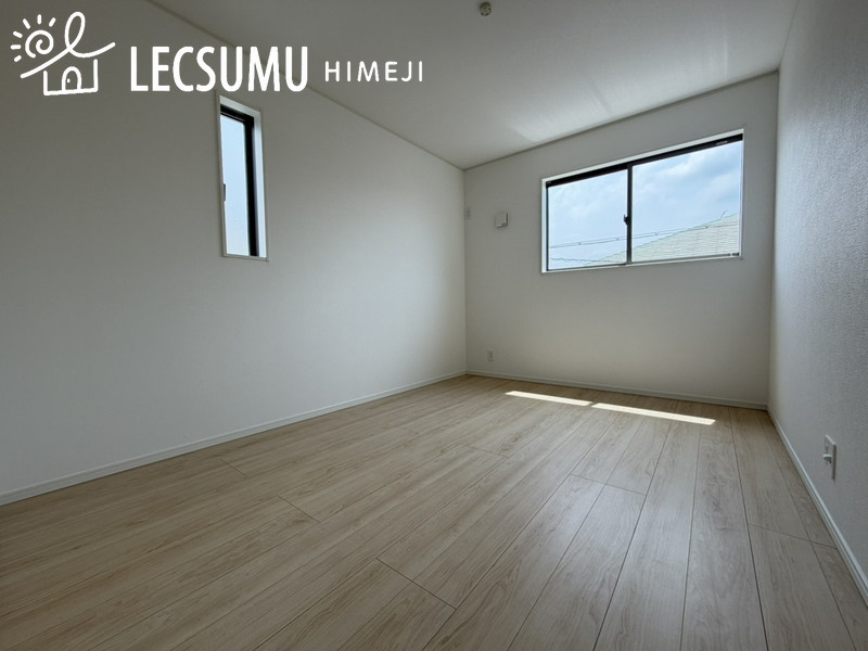姫路市野里慶雲寺前町第1/新築戸建の洋室