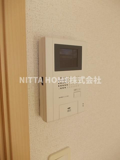 綾部市味方町舟ノ上のアパートのセキュリティ|顔見て会話が出来るＴＶインターホン完備◇