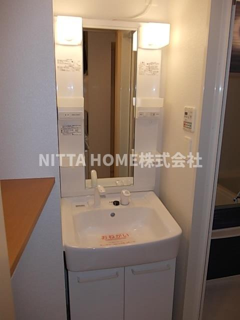 綾部市味方町舟ノ上のアパートの洗面所|人気の独立洗面化粧台完備◎