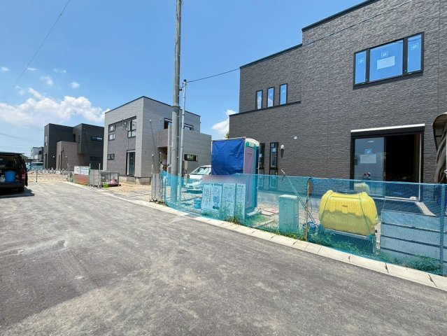 タマタウン　羽島市竹鼻町狐穴（竹鼻小Ⅱ）　全３区画分譲の外観|「現地（2026年6月12日）撮影」　　
■全体写真　
■ヤマダ不動産　株式会社リライフ　